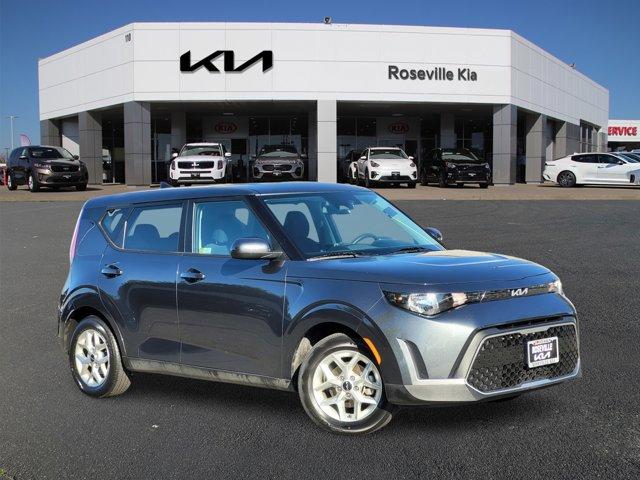 2023 kia soul lx