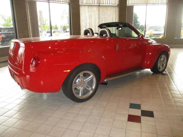 2003 chevrolet ssr ls 2dr regular cab convertible rwd sb
