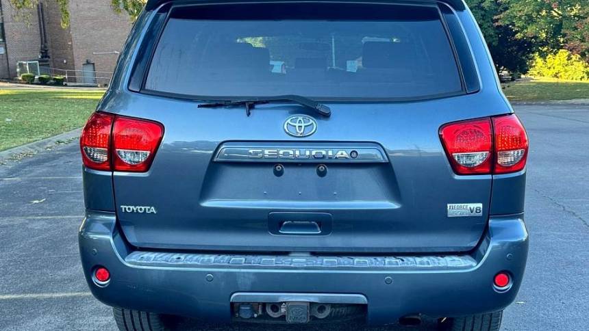 2008 toyota sequoia sr5