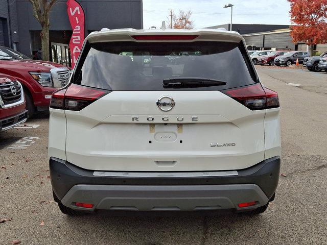 2021 nissan rogue sl