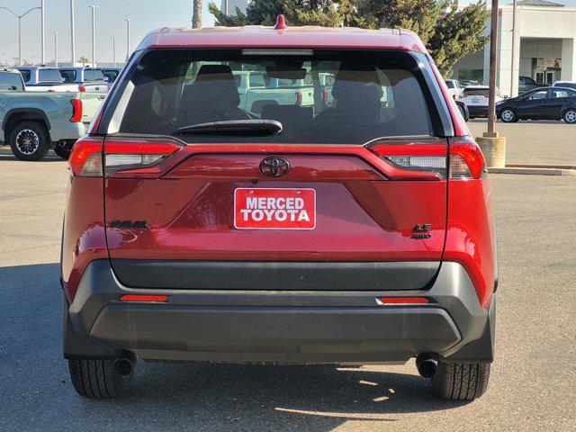 2024 toyota rav4 le
