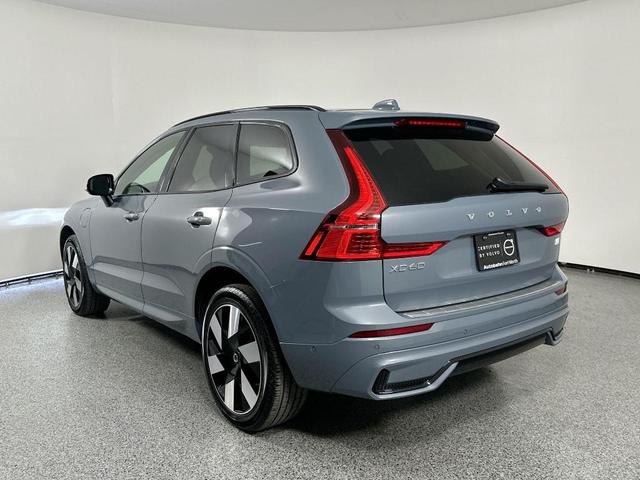 2024 volvo xc60 recharge plug-in hybrid t8 plus dark theme