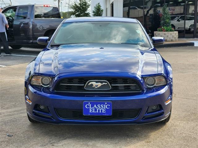 2014 ford mustang v6