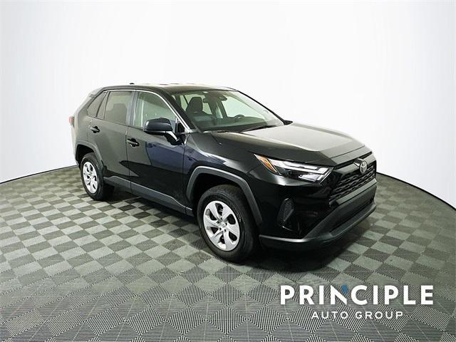 2023 toyota rav4 le