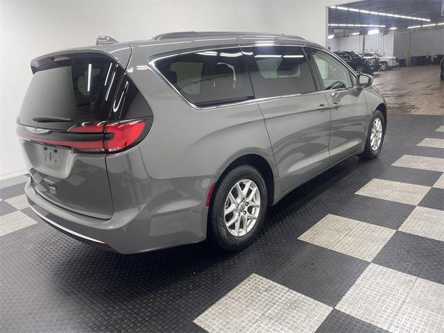 2022 chrysler pacifica touring-l