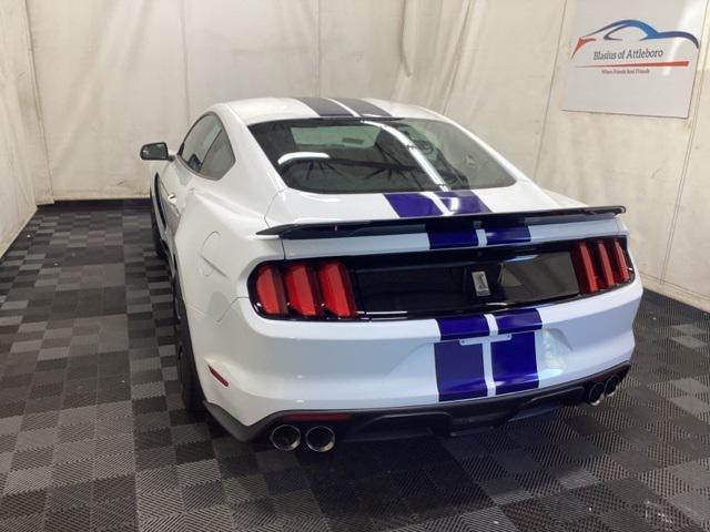 2016 ford shelby gt350 base