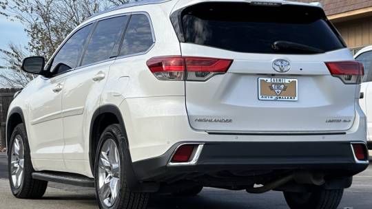 2017 Toyota Highlander