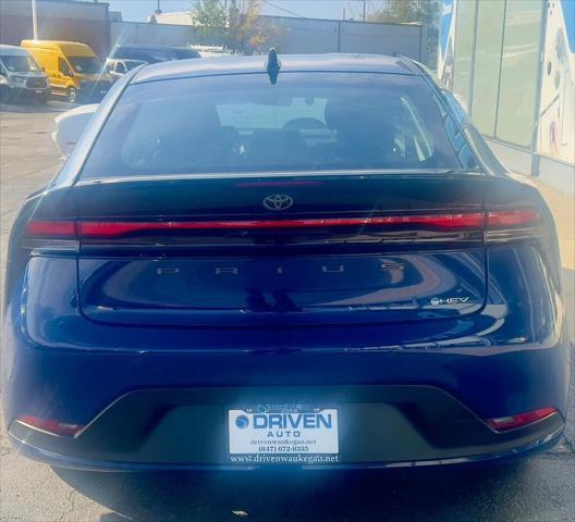 2023 toyota prius le