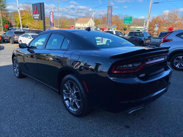 2017 dodge charger sxt