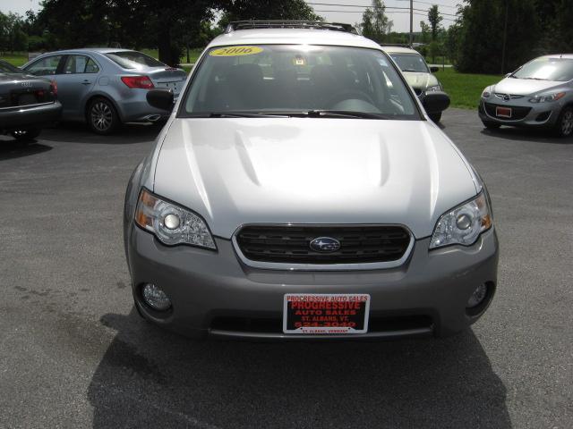 subaru outback 2.5i 4dr wagon awd w/manual 2006 for sale in fonda, vermont