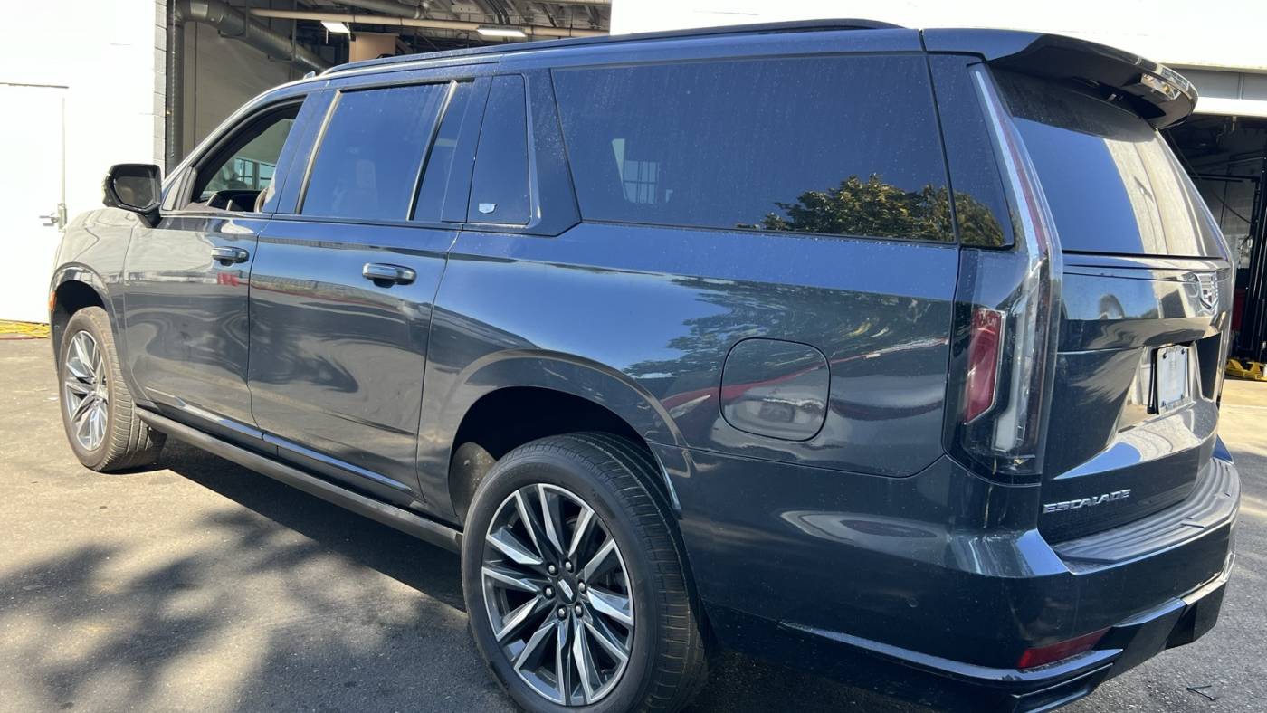 2021 cadillac escalade esv sport