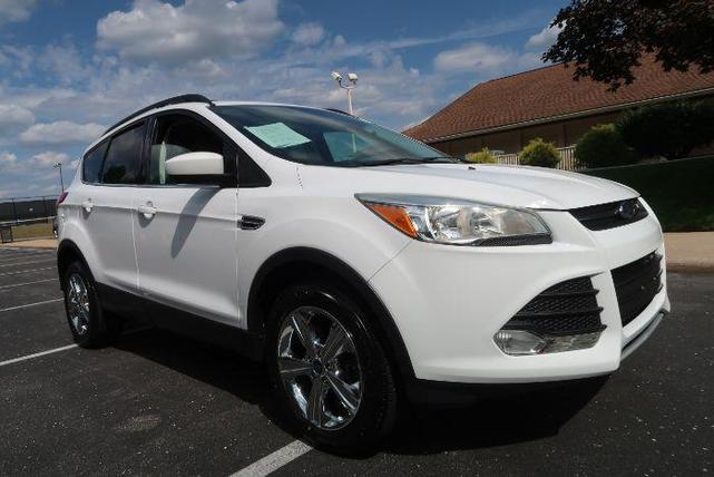 2015 ford escape se
