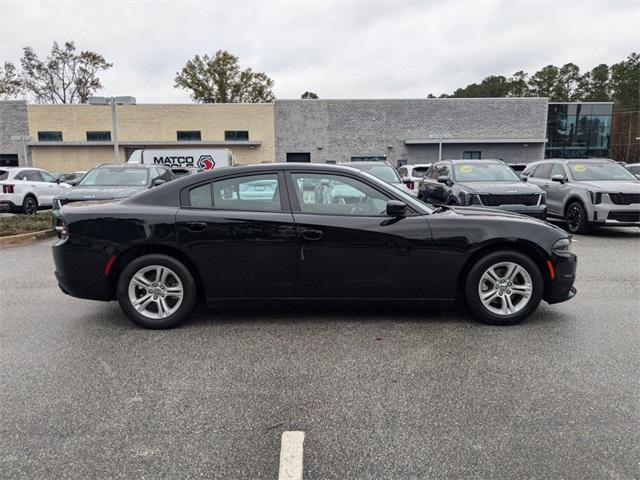 2022 dodge charger sxt
