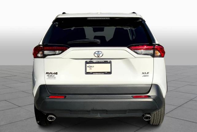 2022 toyota rav4 xle