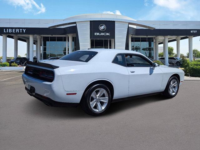 2023 dodge challenger sxt