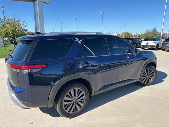 2023 nissan pathfinder sl