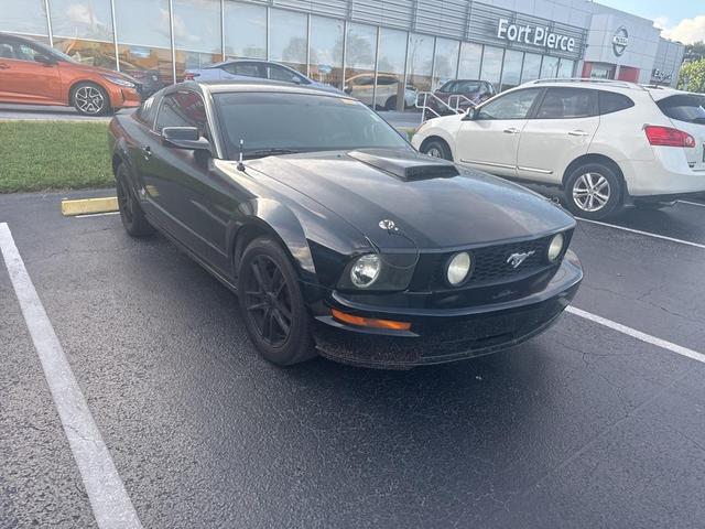 2005 ford mustang gt premium