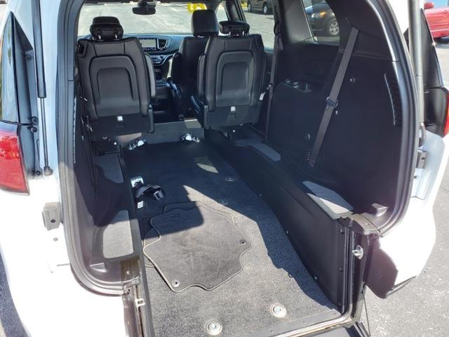 2020 chrysler pacifica touring-l