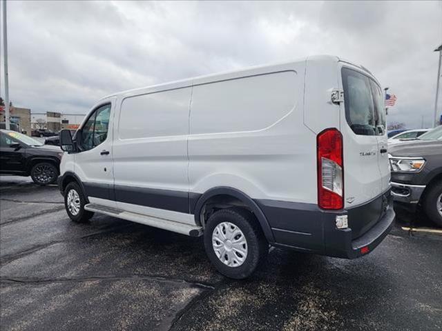 2018 ford transit-250 base
