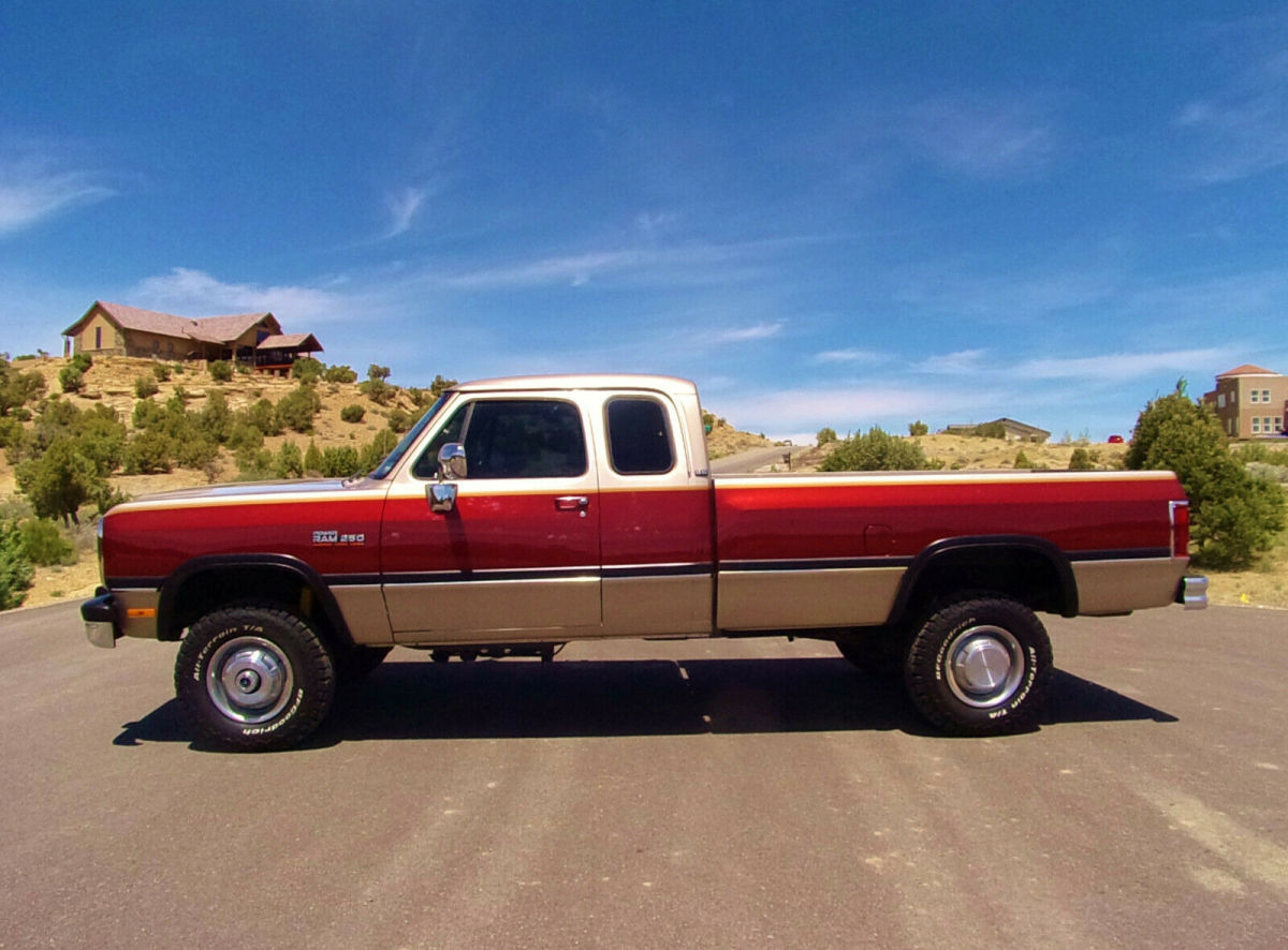 1992 dodge 2500 118k 4wd grampa's truck 1 owner 5.9l garaged make offer