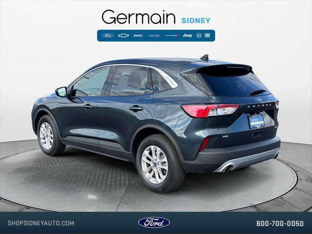 2022 ford escape se