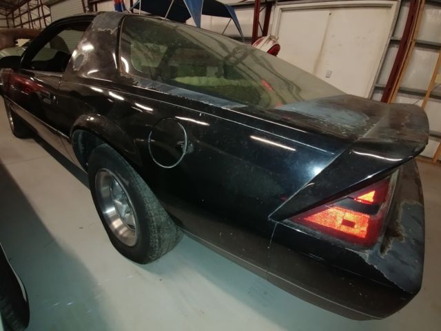 1987 camaro stored many years original paint great project car make offer