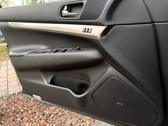 2012 infiniti g37 x