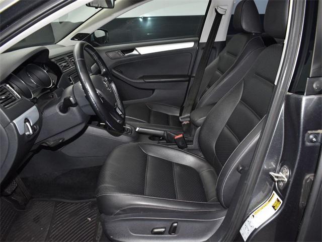 2018 volkswagen jetta 1.8t sel