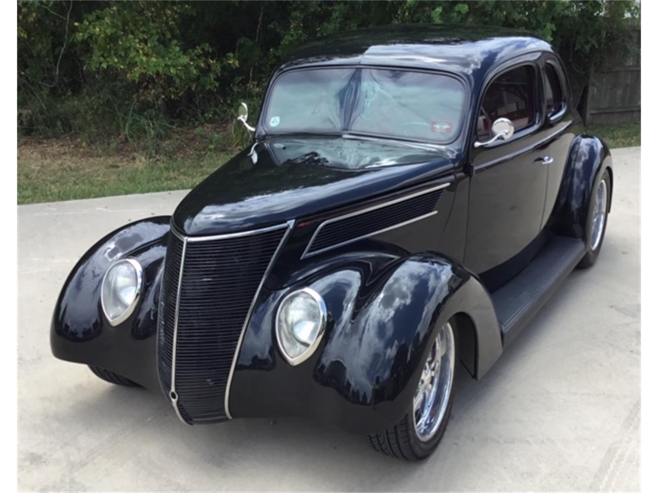 1937 ford 5-window coupe