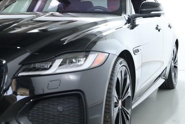 2021 jaguar xf r-dynamic se p300 awd automatic