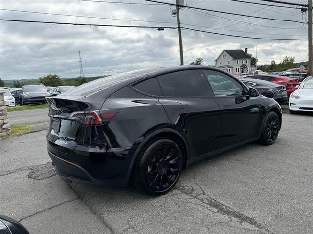 2022 tesla model y long range