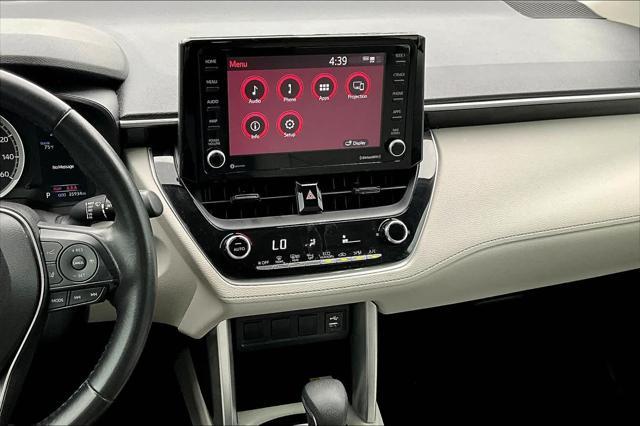 2022 toyota corolla cross le