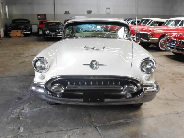 1955 oldsmobile 98 holiday 2 dr. hardtop, amazing car, i can ship worldwide