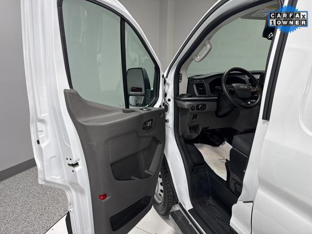 2023 ford transit-150 base
