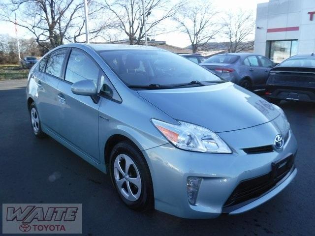 2014 toyota prius two