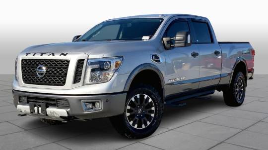 2018 Nissan Titan pro-4x