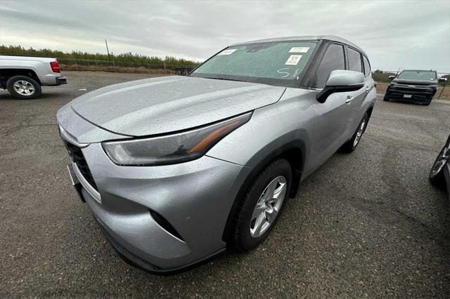 2021 toyota highlander l