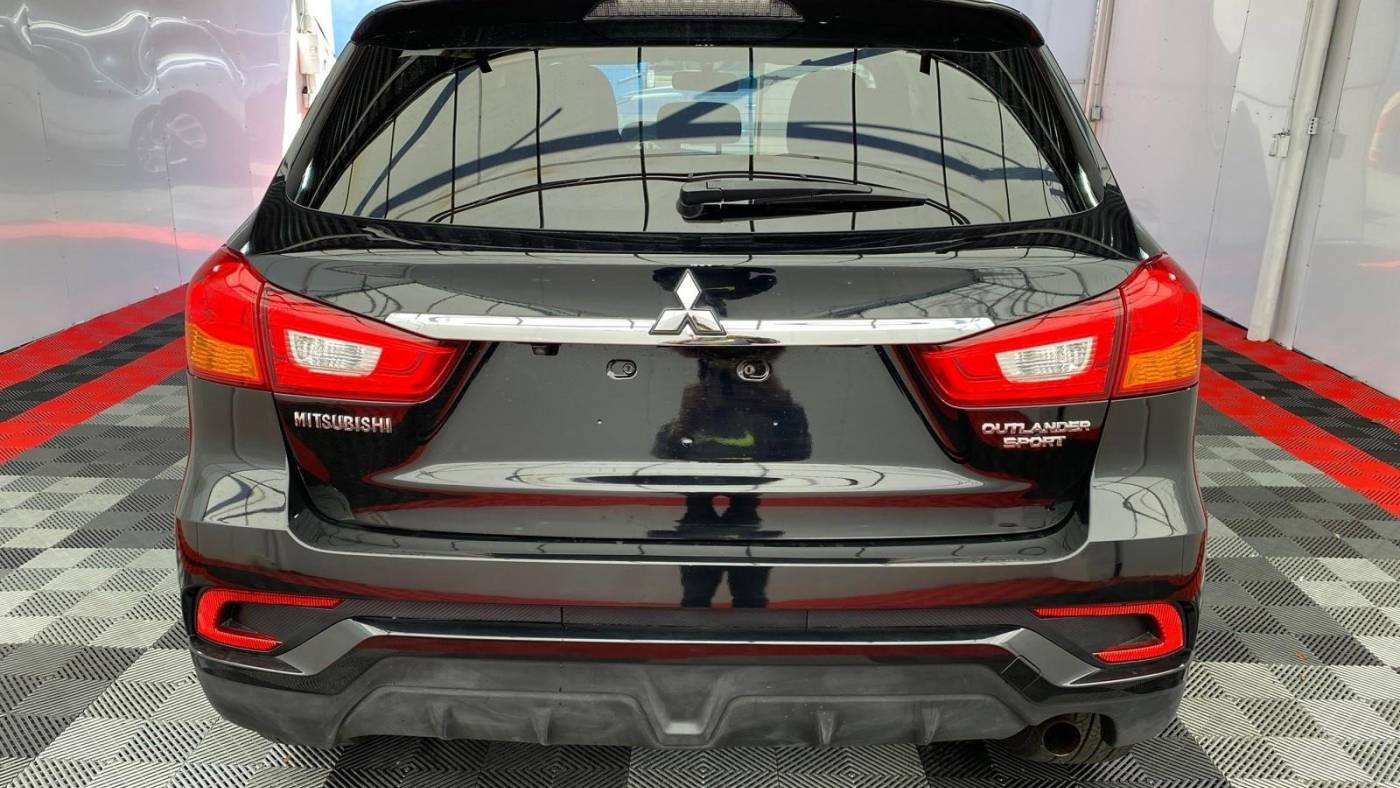 2018 mitsubishi outlander sport es