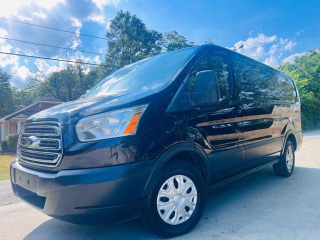 2017 ford transit-150 base