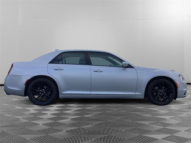 2021 chrysler 300 s
