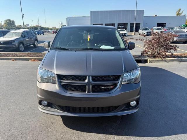 2019 dodge grand caravan gt