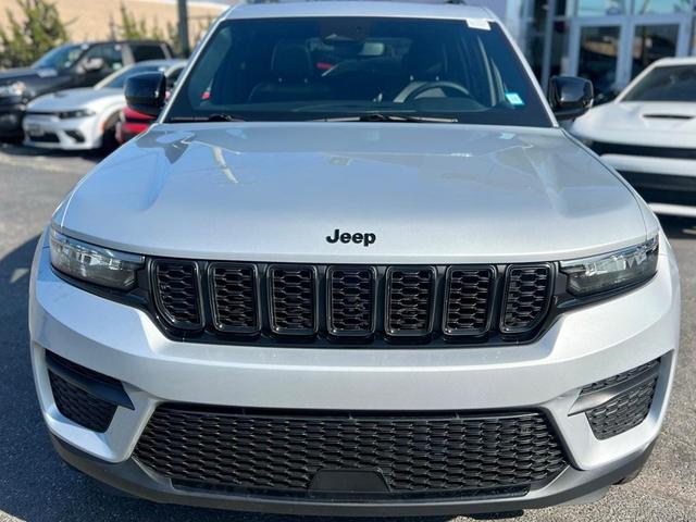 2024 jeep grand cherokee laredo