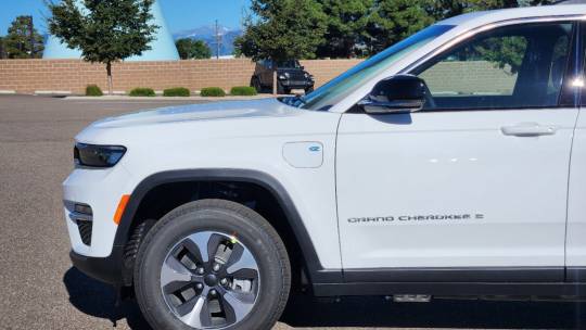 2024 Jeep Grand Cherokee
