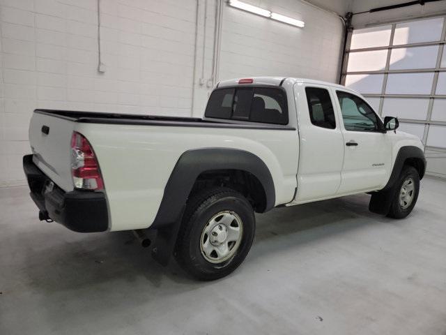 2014 toyota tacoma base
