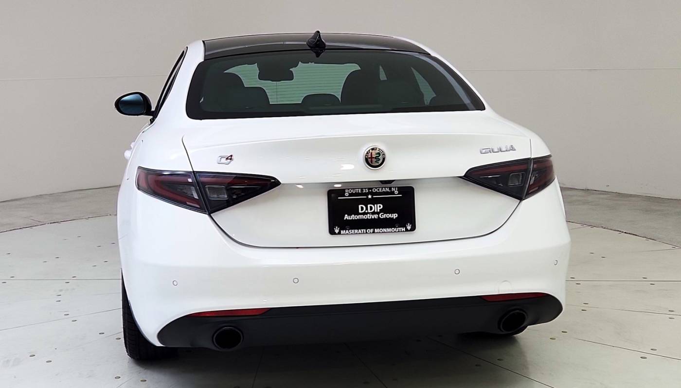 2024 alfa romeo giulia ti