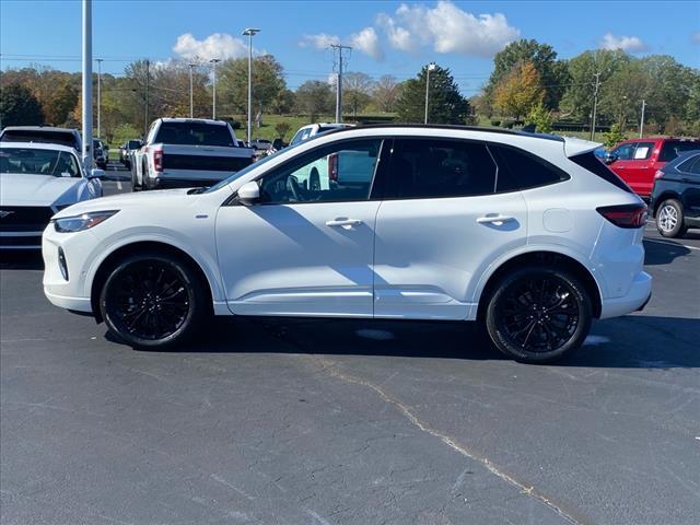 2023 ford escape st-line elite
