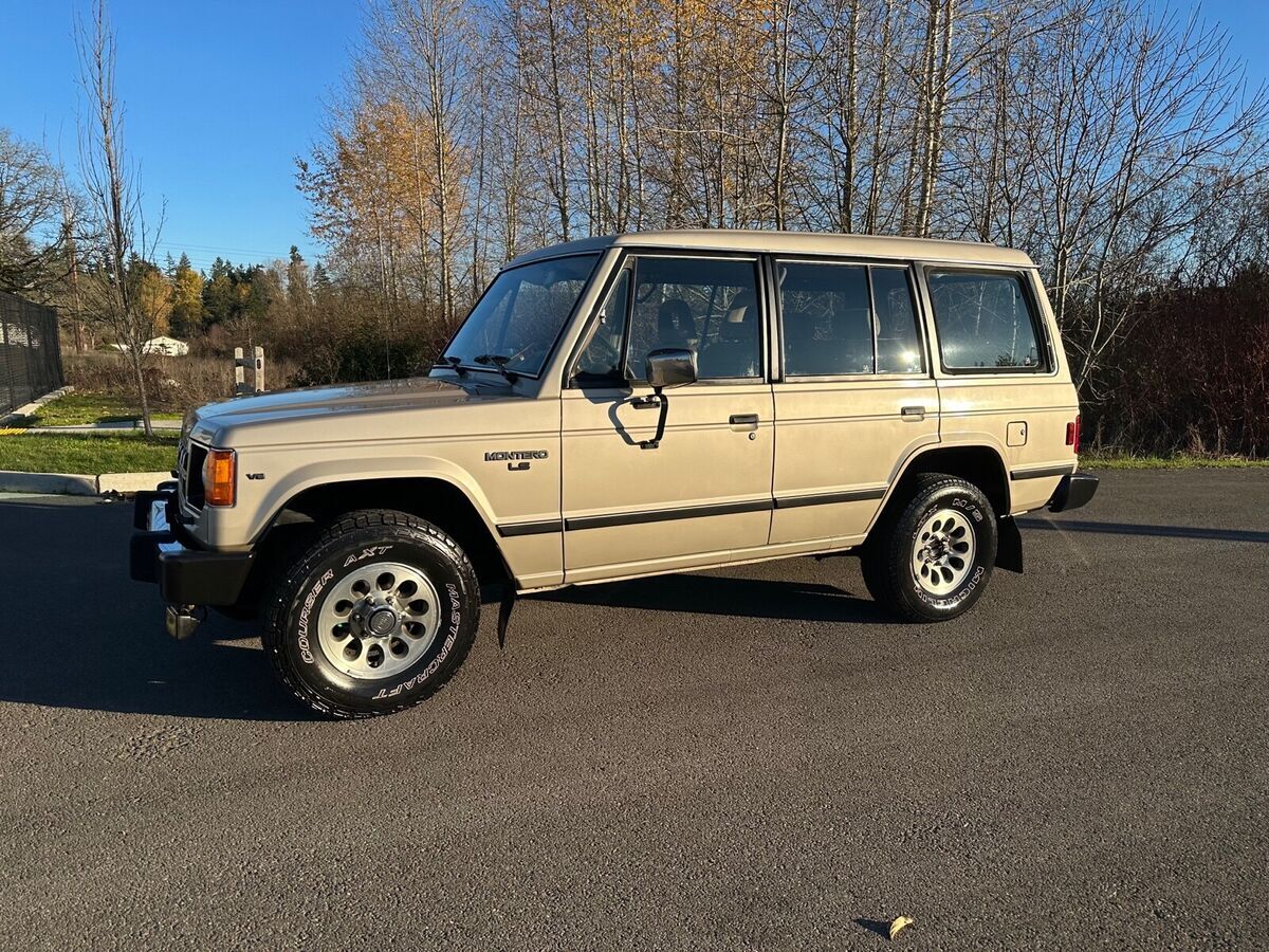 1991 mitsubishi montero suv brown 4wd automatic ls