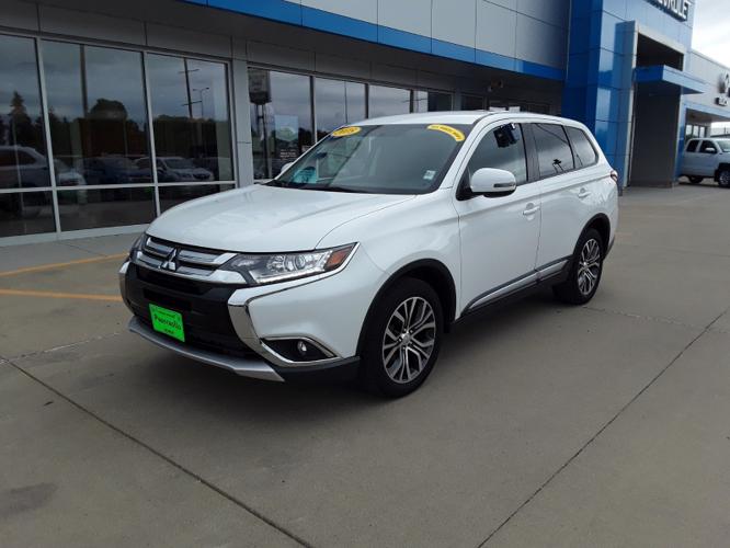used 2018 mitsubishi outlander awd huron, sd 57350 for sale in broadland, south dakota