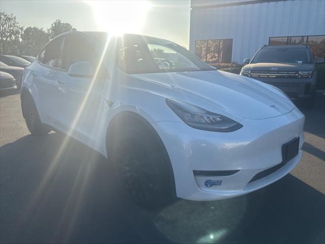2021 tesla model y standard range rear-wheel drive