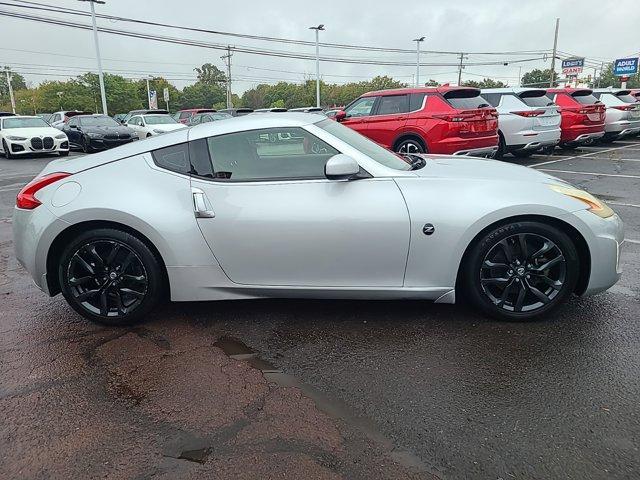 2016 nissan 370z base